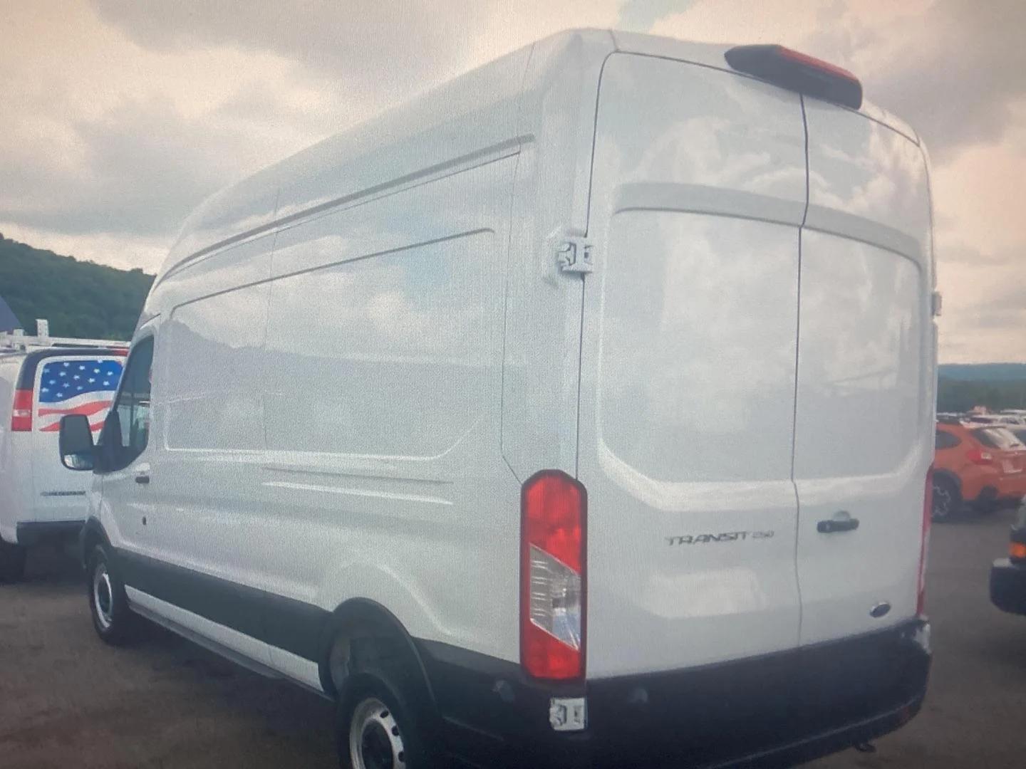 ford transit van 2025 1FTBR1X80SKA60884 image ford transit van 2025 1FTBR1X80SKA60884 image